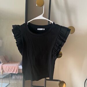 Cute little knit zara top 🖤